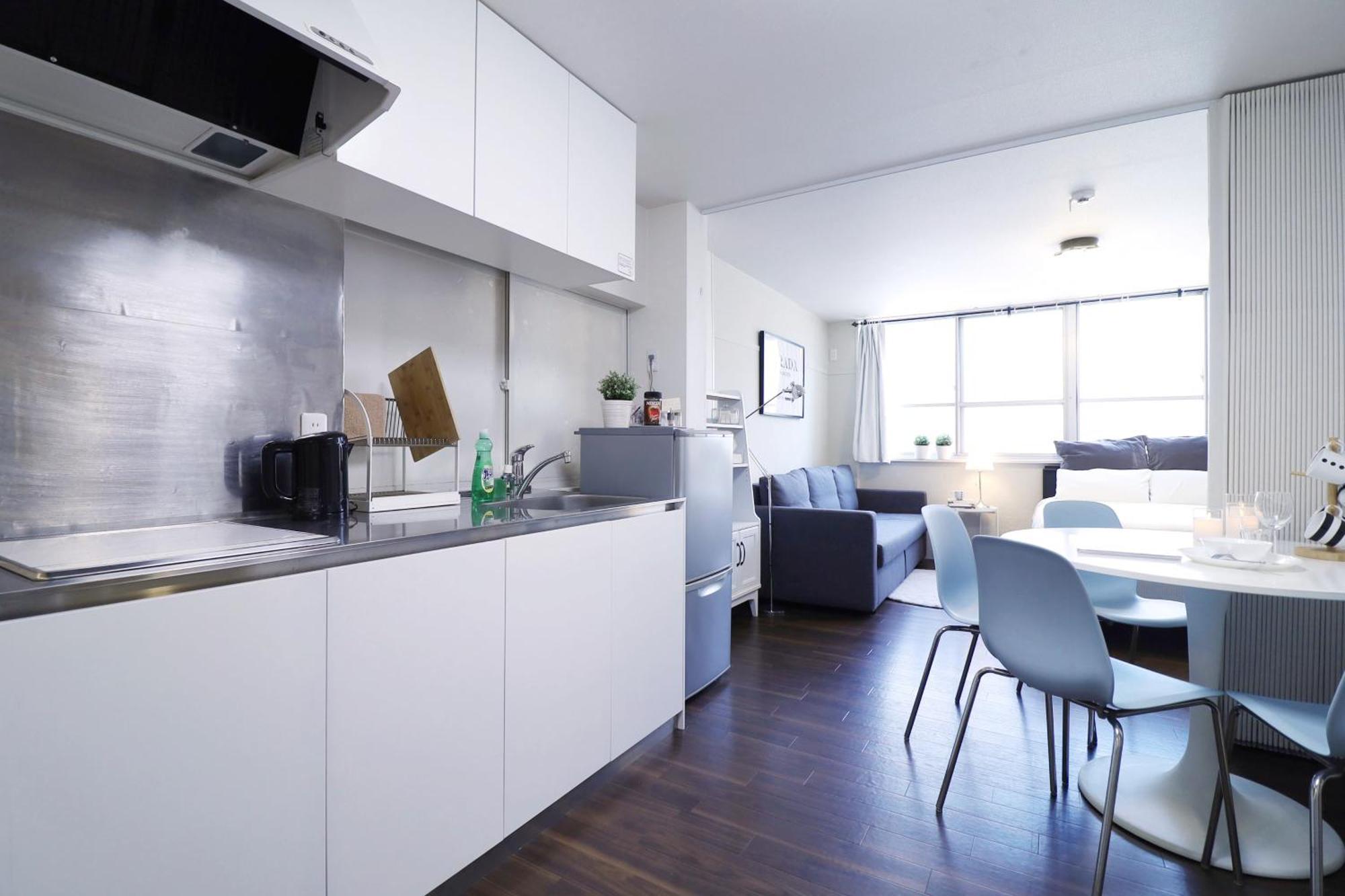 Apartment Retreat