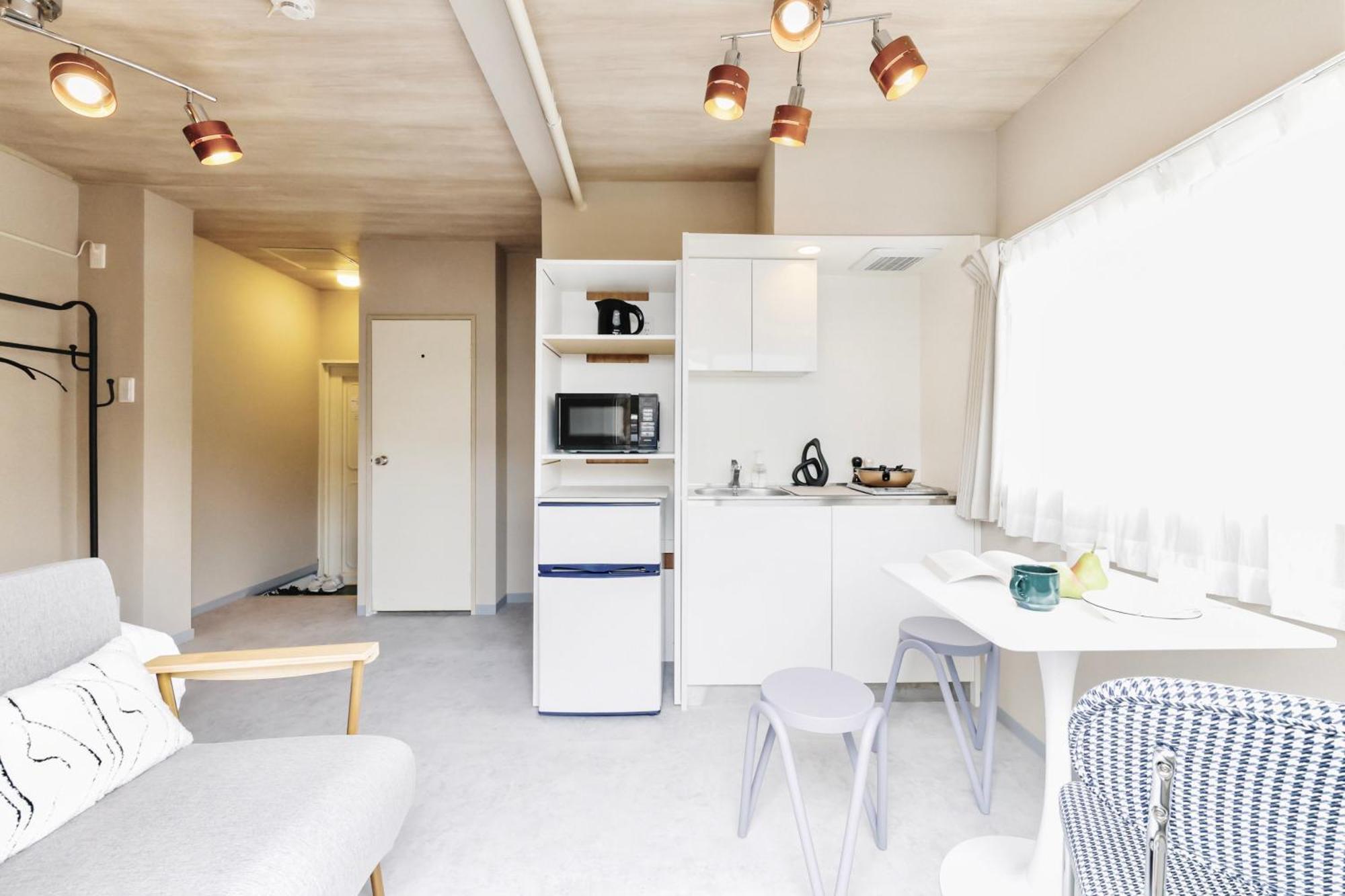 Apartment Retreat