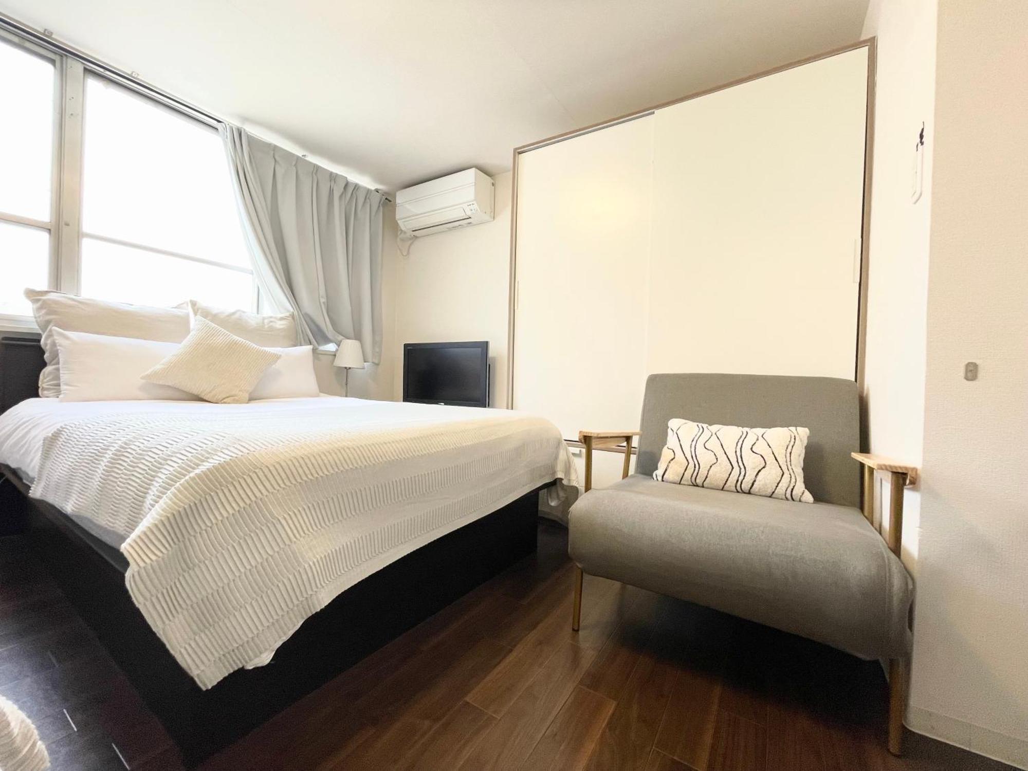Apartment Retreat